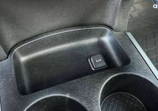 Сеат Толедо, объемом двигателя 1.6 л и пробегом 201 тыс. км за 4790 $, фото 28 на Automoto.ua