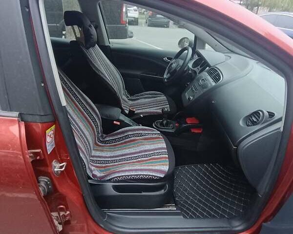 Сеат Толедо, объемом двигателя 1.6 л и пробегом 280 тыс. км за 5500 $, фото 8 на Automoto.ua
