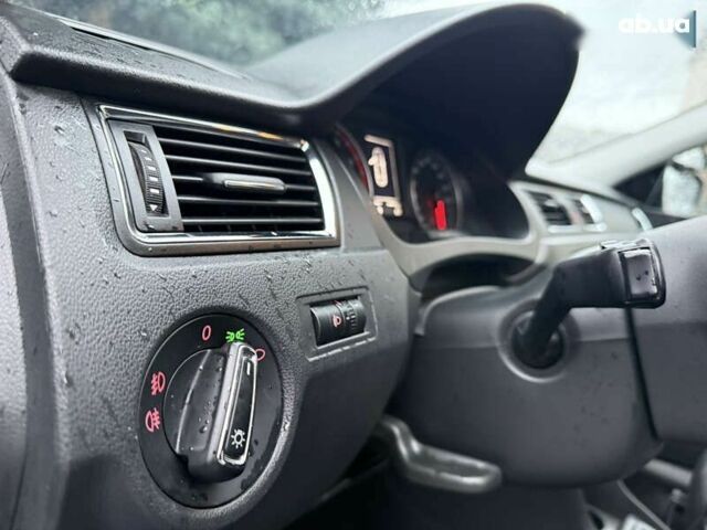 Сеат Toledo, об'ємом двигуна 1.2 л та пробігом 232 тис. км за 7999 $, фото 11 на Automoto.ua