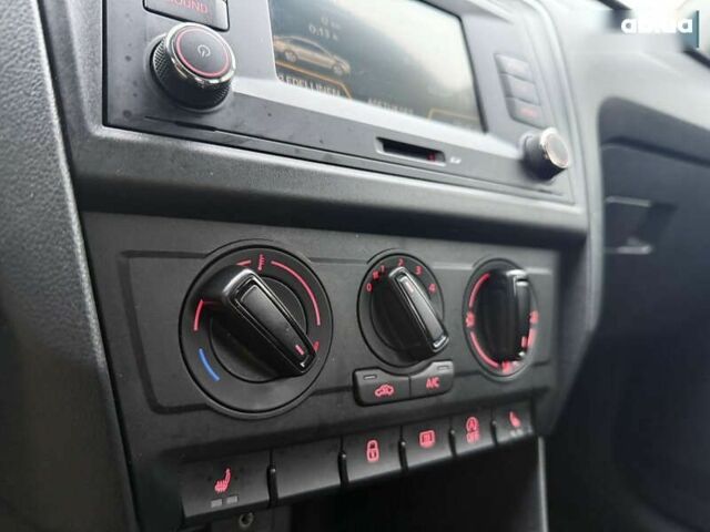 Сеат Toledo, об'ємом двигуна 1.2 л та пробігом 232 тис. км за 7999 $, фото 17 на Automoto.ua