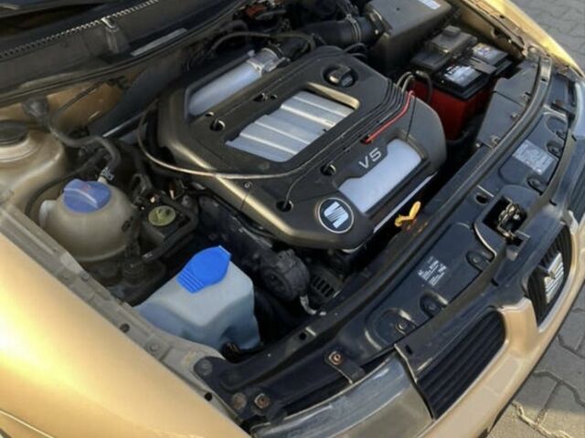 Желтый Сеат Толедо, объемом двигателя 2.3 л и пробегом 210 тыс. км за 3700 $, фото 5 на Automoto.ua