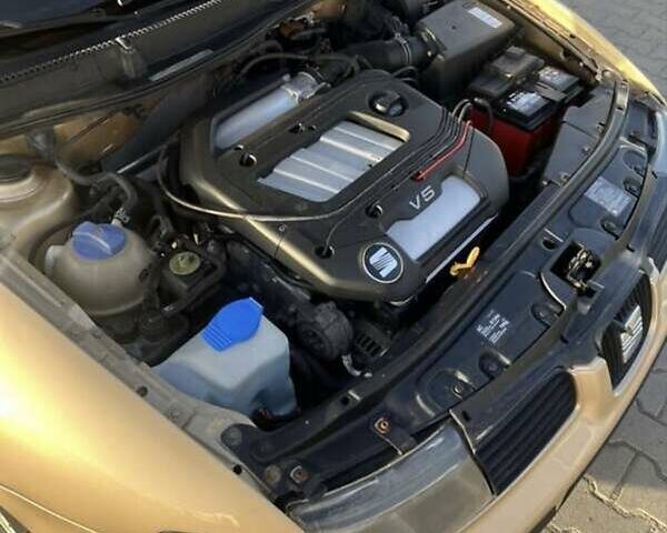 Желтый Сеат Толедо, объемом двигателя 2.3 л и пробегом 210 тыс. км за 3700 $, фото 4 на Automoto.ua