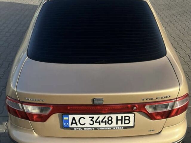 Желтый Сеат Толедо, объемом двигателя 2.3 л и пробегом 210 тыс. км за 3700 $, фото 2 на Automoto.ua