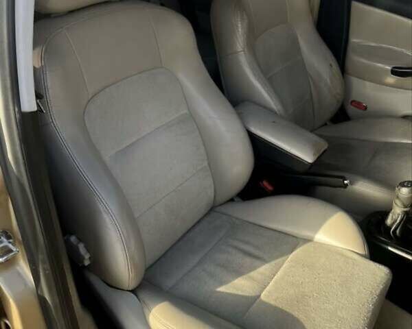 Желтый Сеат Толедо, объемом двигателя 2.3 л и пробегом 210 тыс. км за 3700 $, фото 2 на Automoto.ua