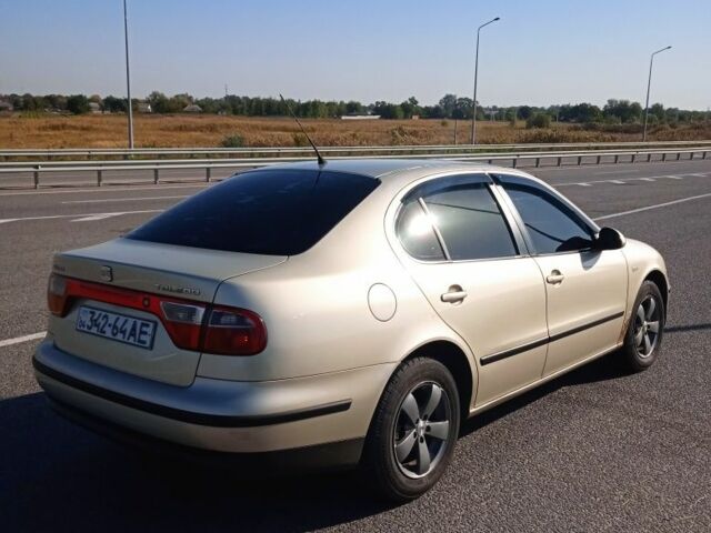 Жовтий Сеат Toledo, об'ємом двигуна 0.16 л та пробігом 310 тис. км за 3488 $, фото 10 на Automoto.ua