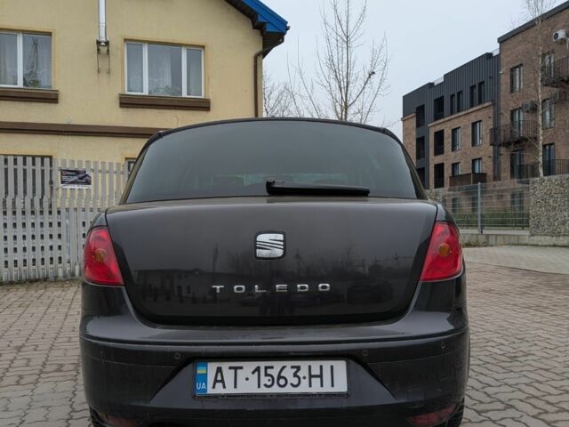 Серый Сеат Толедо, объемом двигателя 2 л и пробегом 300 тыс. км за 5200 $, фото 5 на Automoto.ua