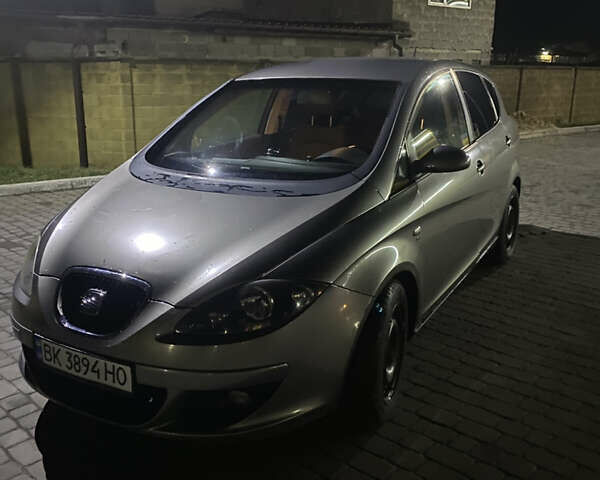 Серый Сеат Толедо, объемом двигателя 1.97 л и пробегом 358 тыс. км за 3700 $, фото 1 на Automoto.ua