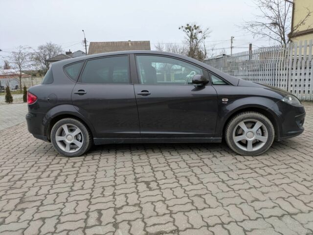 Серый Сеат Толедо, объемом двигателя 2 л и пробегом 300 тыс. км за 5200 $, фото 1 на Automoto.ua