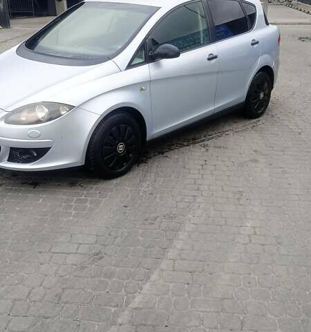 Серый Сеат Толедо, объемом двигателя 1.6 л и пробегом 228 тыс. км за 3700 $, фото 1 на Automoto.ua