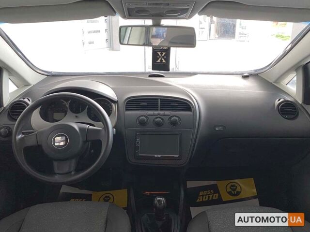 Сірий Сеат Toledo, об'ємом двигуна 1.6 л та пробігом 250 тис. км за 5300 $, фото 14 на Automoto.ua