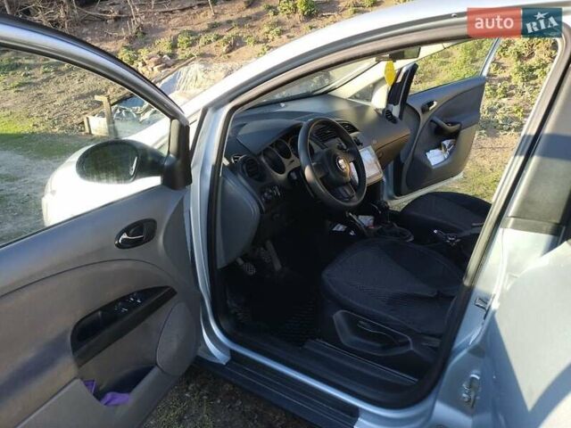 Сірий Сеат Toledo, об'ємом двигуна 1.6 л та пробігом 274 тис. км за 4950 $, фото 1 на Automoto.ua