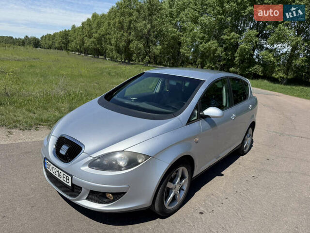 Серый Сеат Толедо, объемом двигателя 2 л и пробегом 321 тыс. км за 5600 $, фото 3 на Automoto.ua