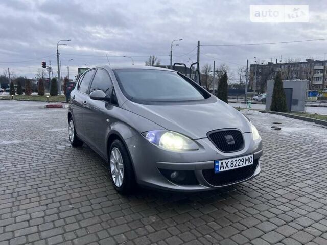 Сірий Сеат Toledo, об'ємом двигуна 1.97 л та пробігом 210 тис. км за 5000 $, фото 8 на Automoto.ua