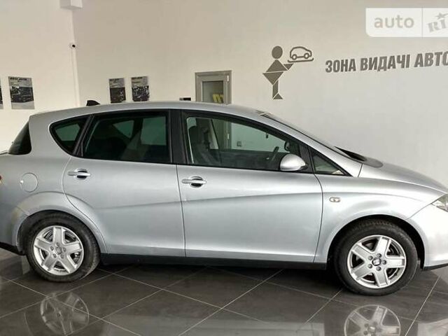 Сірий Сеат Toledo, об'ємом двигуна 1.6 л та пробігом 250 тис. км за 5800 $, фото 7 на Automoto.ua