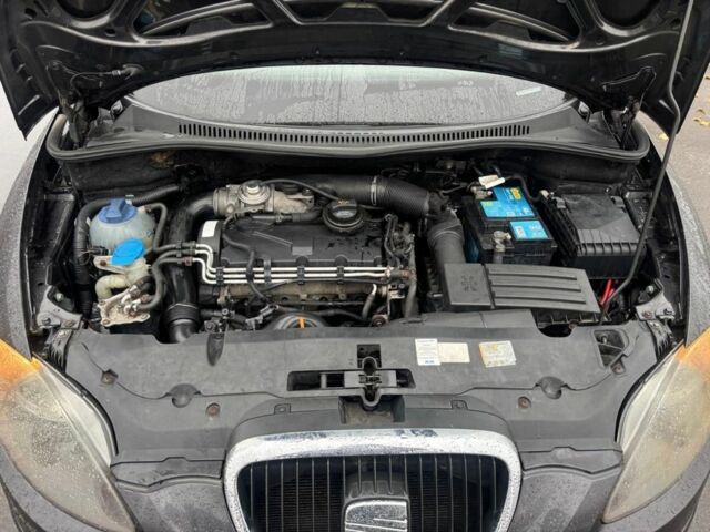 Серый Сеат Толедо, объемом двигателя 1.9 л и пробегом 300 тыс. км за 2200 $, фото 10 на Automoto.ua