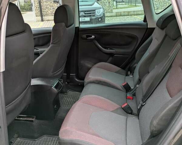 Сірий Сеат Toledo, об'ємом двигуна 2 л та пробігом 300 тис. км за 5200 $, фото 8 на Automoto.ua