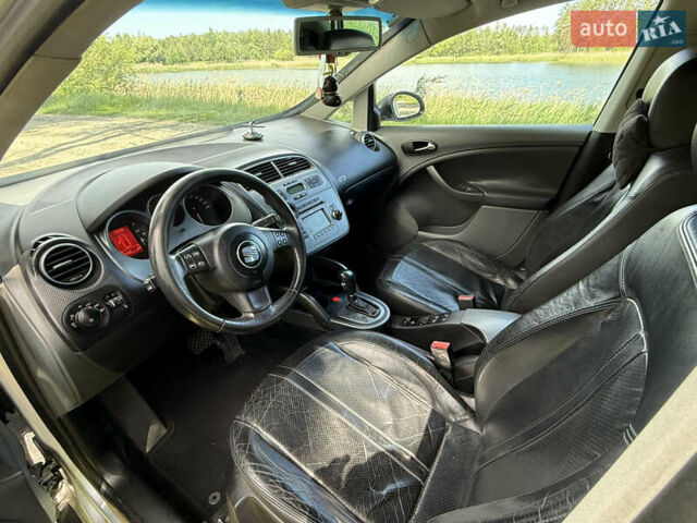 Серый Сеат Толедо, объемом двигателя 2 л и пробегом 321 тыс. км за 5600 $, фото 13 на Automoto.ua