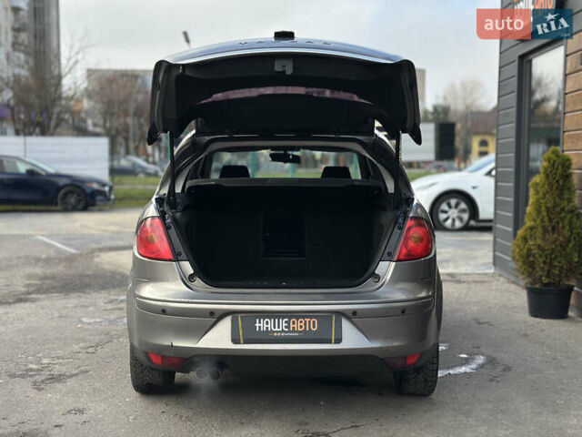 Серый Сеат Толедо, объемом двигателя 1.9 л и пробегом 287 тыс. км за 5099 $, фото 13 на Automoto.ua