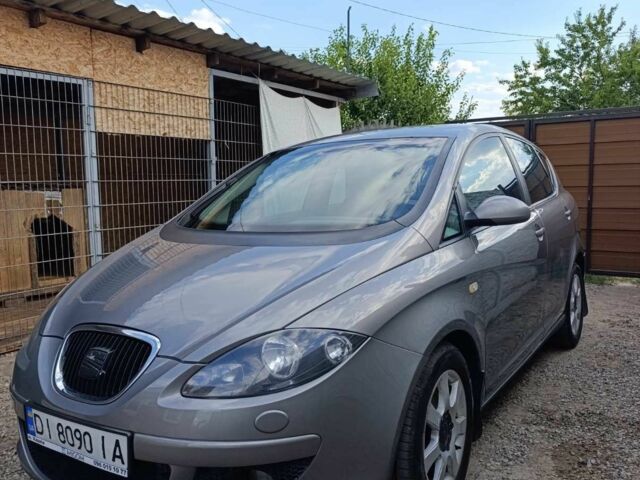 Серый Сеат Толедо, объемом двигателя 1.9 л и пробегом 297 тыс. км за 5600 $, фото 2 на Automoto.ua