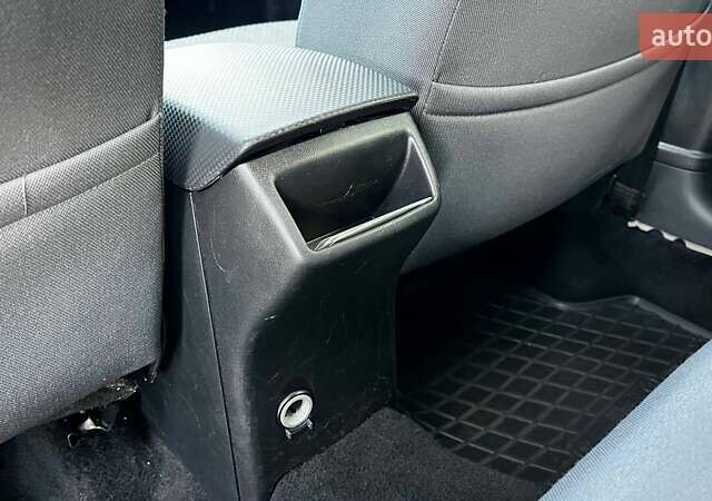 Серый Сеат Толедо, объемом двигателя 1.6 л и пробегом 201 тыс. км за 4790 $, фото 32 на Automoto.ua