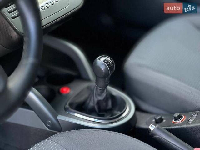 Серый Сеат Толедо, объемом двигателя 1.6 л и пробегом 201 тыс. км за 4790 $, фото 14 на Automoto.ua