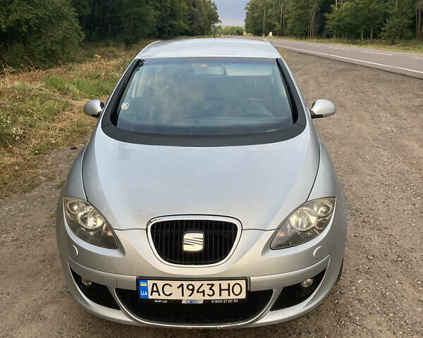Сірий Сеат Toledo, об'ємом двигуна 1.6 л та пробігом 196 тис. км за 4100 $, фото 1 на Automoto.ua