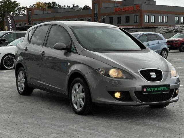 Сірий Сеат Toledo, об'ємом двигуна 1.6 л та пробігом 201 тис. км за 4990 $, фото 4 на Automoto.ua