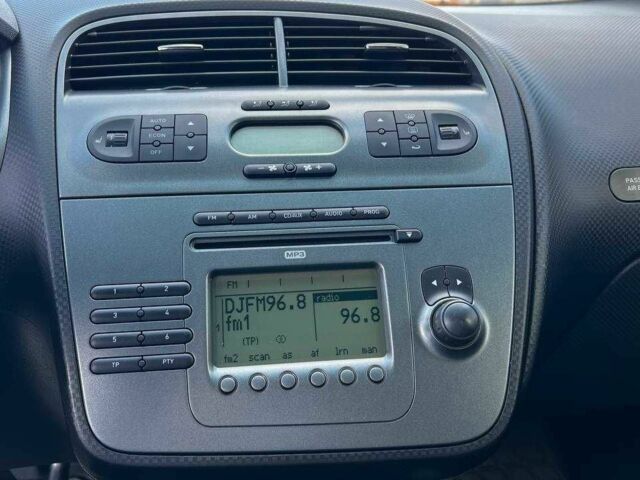 Сірий Сеат Toledo, об'ємом двигуна 1.6 л та пробігом 201 тис. км за 4990 $, фото 14 на Automoto.ua
