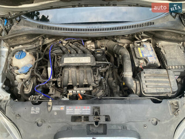 Сірий Сеат Toledo, об'ємом двигуна 1.6 л та пробігом 196 тис. км за 4100 $, фото 22 на Automoto.ua
