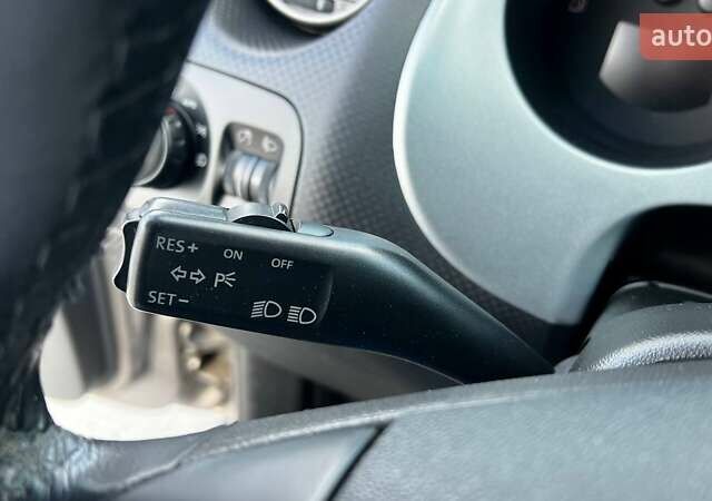 Серый Сеат Толедо, объемом двигателя 1.6 л и пробегом 201 тыс. км за 4990 $, фото 23 на Automoto.ua