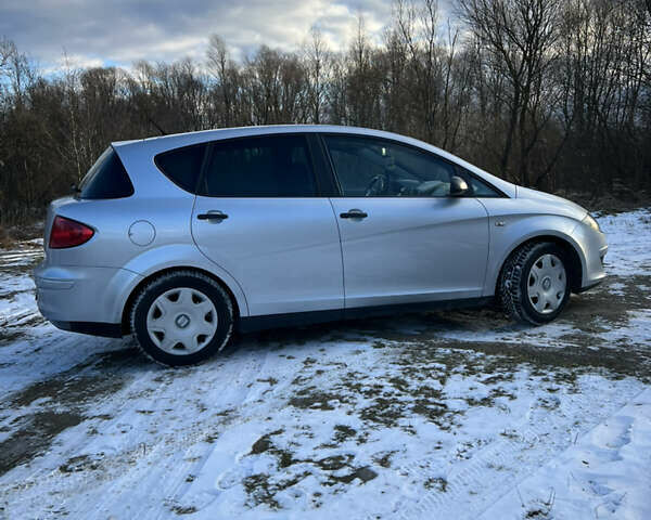 Сірий Сеат Toledo, об'ємом двигуна 1.6 л та пробігом 280 тис. км за 5200 $, фото 8 на Automoto.ua