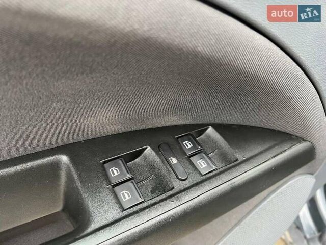 Сірий Сеат Toledo, об'ємом двигуна 1.6 л та пробігом 217 тис. км за 4990 $, фото 14 на Automoto.ua