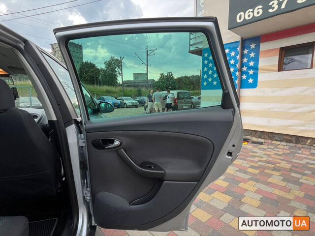 Сірий Сеат Toledo, об'ємом двигуна 1.6 л та пробігом 266 тис. км за 5999 $, фото 21 на Automoto.ua