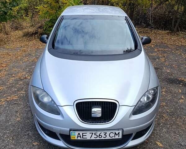 Сірий Сеат Toledo, об'ємом двигуна 1.6 л та пробігом 345 тис. км за 5200 $, фото 4 на Automoto.ua