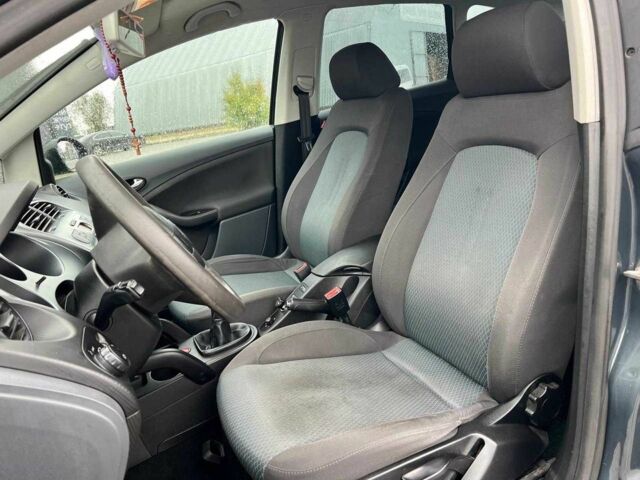 Сірий Сеат Toledo, об'ємом двигуна 1.6 л та пробігом 217 тис. км за 4990 $, фото 16 на Automoto.ua
