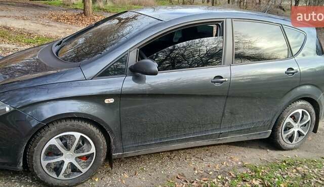 Серый Сеат Толедо, объемом двигателя 1.6 л и пробегом 129 тыс. км за 6500 $, фото 5 на Automoto.ua