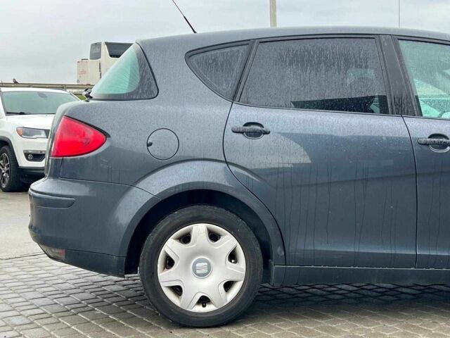 Сірий Сеат Toledo, об'ємом двигуна 1.6 л та пробігом 217 тис. км за 4990 $, фото 9 на Automoto.ua