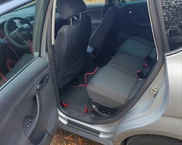 Серый Сеат Толедо, объемом двигателя 1.6 л и пробегом 345 тыс. км за 4600 $, фото 3 на Automoto.ua