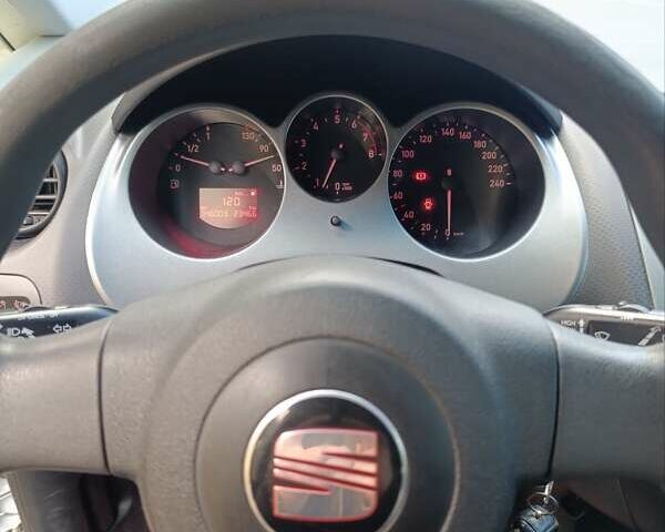 Сірий Сеат Toledo, об'ємом двигуна 1.6 л та пробігом 345 тис. км за 5200 $, фото 1 на Automoto.ua