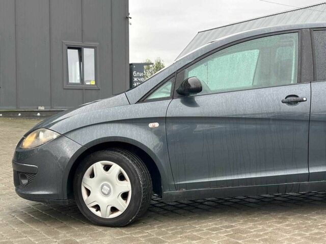 Сірий Сеат Toledo, об'ємом двигуна 1.6 л та пробігом 217 тис. км за 4990 $, фото 3 на Automoto.ua