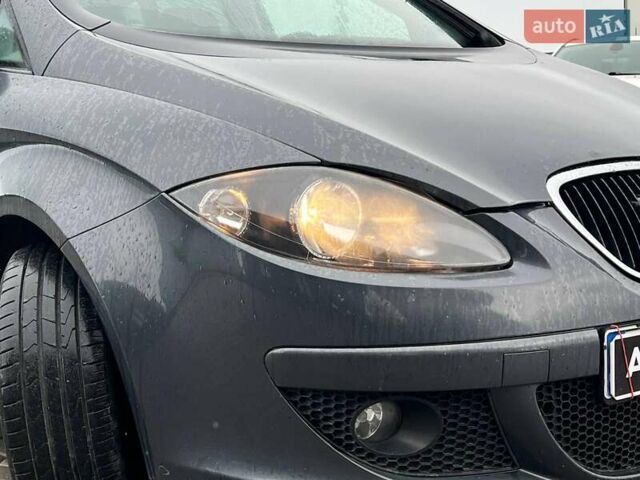Сірий Сеат Toledo, об'ємом двигуна 1.6 л та пробігом 217 тис. км за 4990 $, фото 11 на Automoto.ua