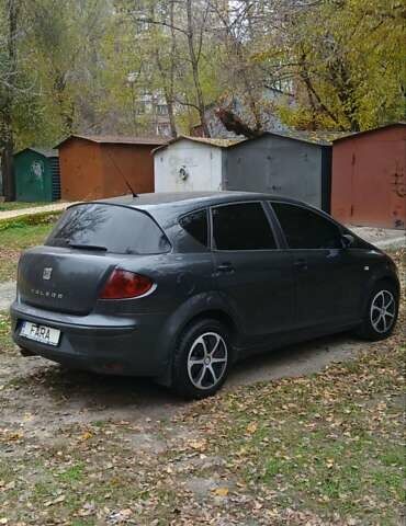 Серый Сеат Толедо, объемом двигателя 1.6 л и пробегом 129 тыс. км за 6500 $, фото 2 на Automoto.ua