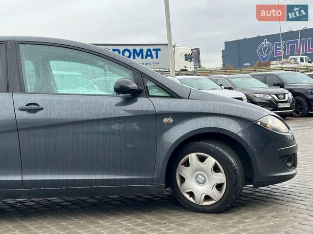 Сірий Сеат Toledo, об'ємом двигуна 1.6 л та пробігом 217 тис. км за 4990 $, фото 10 на Automoto.ua