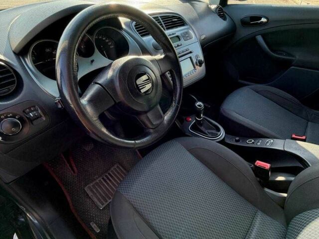 Сірий Сеат Toledo, об'ємом двигуна 1.6 л та пробігом 242 тис. км за 3850 $, фото 10 на Automoto.ua