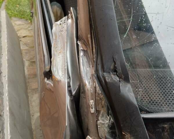 Серый Сеат Толедо, объемом двигателя 1.6 л и пробегом 303 тыс. км за 700 $, фото 1 на Automoto.ua