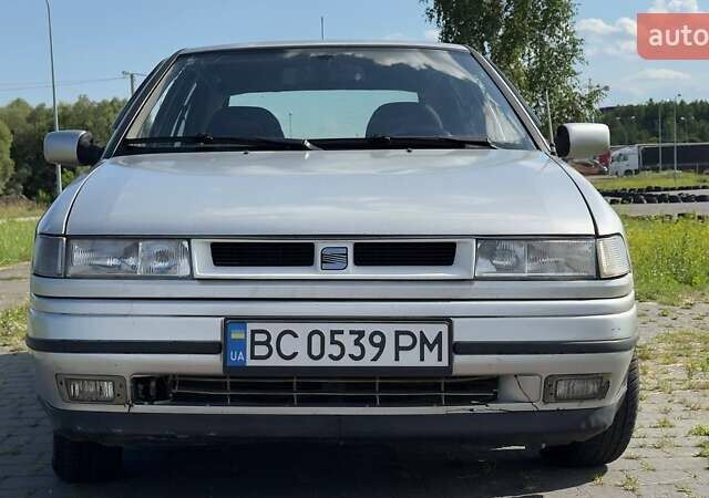 Сірий Сеат Toledo, об'ємом двигуна 1.6 л та пробігом 419 тис. км за 2300 $, фото 1 на Automoto.ua