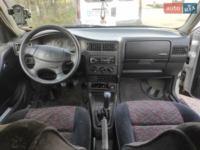 Серый Сеат Толедо, объемом двигателя 1.6 л и пробегом 198 тыс. км за 707 $, фото 2 на Automoto.ua