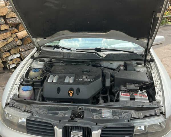 Серый Сеат Толедо, объемом двигателя 1.8 л и пробегом 203 тыс. км за 4200 $, фото 10 на Automoto.ua