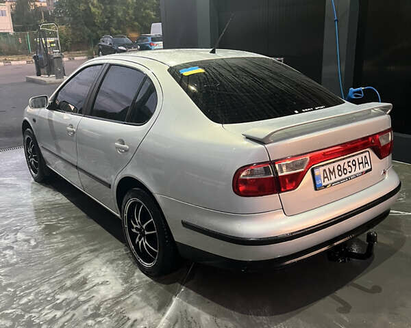 Серый Сеат Толедо, объемом двигателя 1.8 л и пробегом 203 тыс. км за 4200 $, фото 1 на Automoto.ua