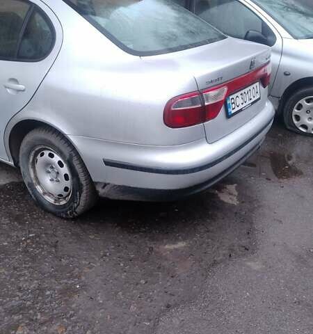 Сірий Сеат Toledo, об'ємом двигуна 1.6 л та пробігом 260 тис. км за 1999 $, фото 2 на Automoto.ua